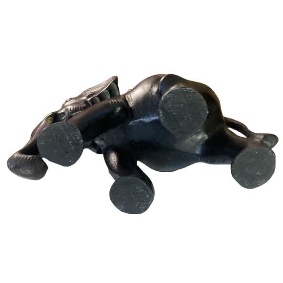 Hand Carved Desert Black Ebony Elephants Symbol Of Peace - No Tusks - Picture 7 of 11